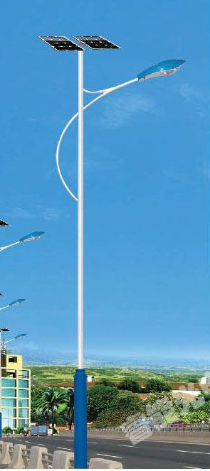 新农村太阳能LED路灯与高杆灯 室外道路照明的绿色革新